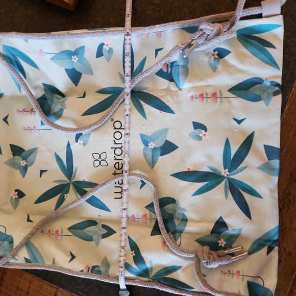 Waterdrop Drawstring Backpack - Picture 5 of 8